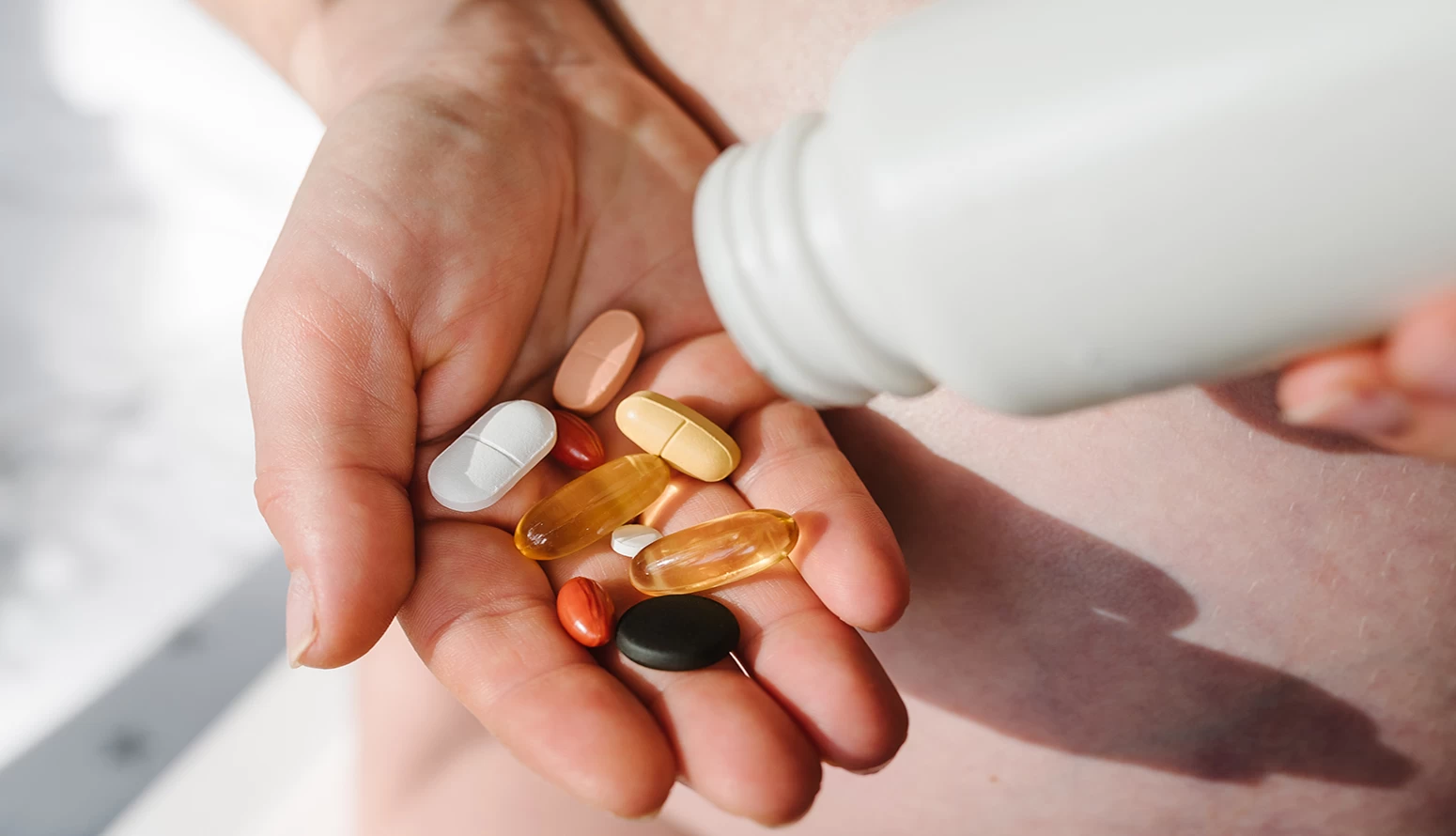 Does Taking Multivitamin Tablets Actually Keep You Energized